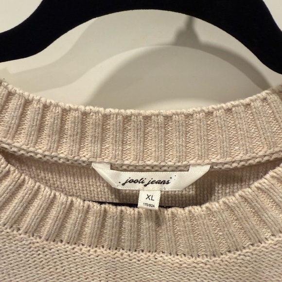 Women's Cream and Red Patterned Sweater - Picture 7 of 7